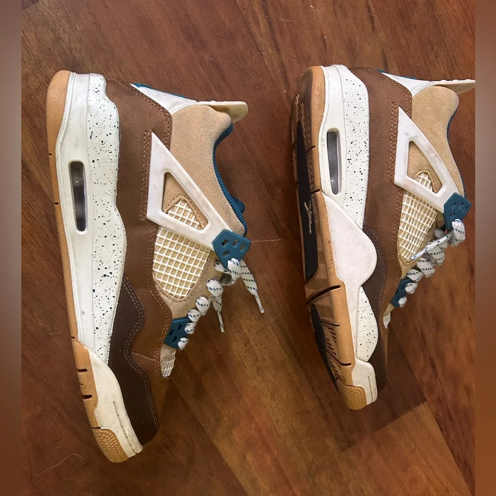 Nike Jordan Kids' Brown and Teal Retro Sneakers